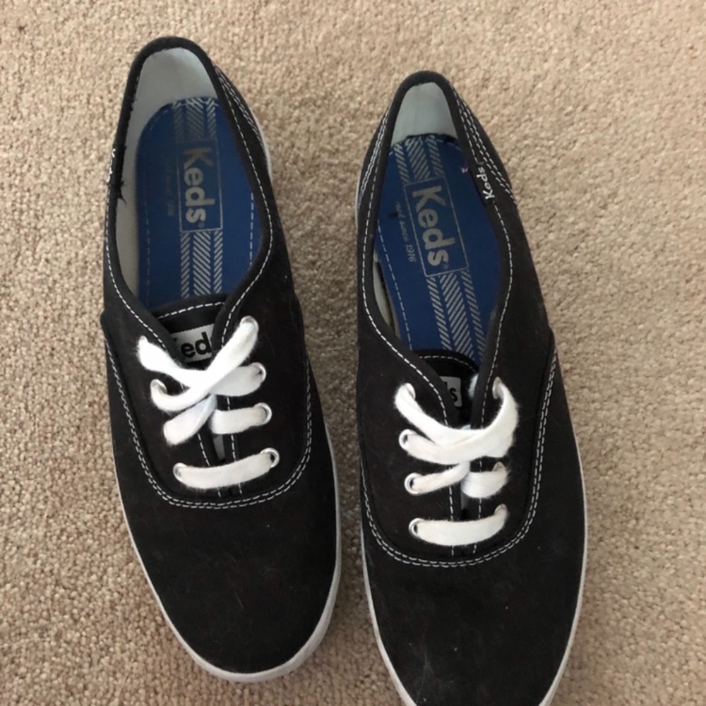 Black Keds Size 6
